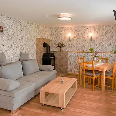 Weinquartier Kalter Huegel 70 Qm Garten Lagerfeuer Pool Terrasse Parkplatz Dom wakacyjny *