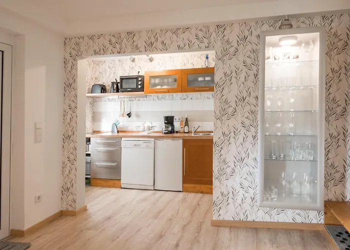 Weinquartier Kalter Huegel 70 Qm Garten Lagerfeuer Pool Terrasse Parkplatz * Naumburg