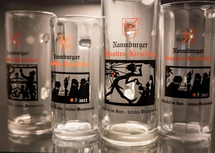 Weinquartier Kalter Huegel 70 Qm Garten Lagerfeuer Pool Terrasse Parkplatz Naumbourg